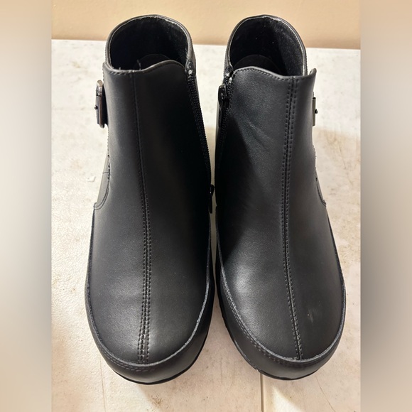 Woman Within Black Ankle Boots - Picture 1 of 6